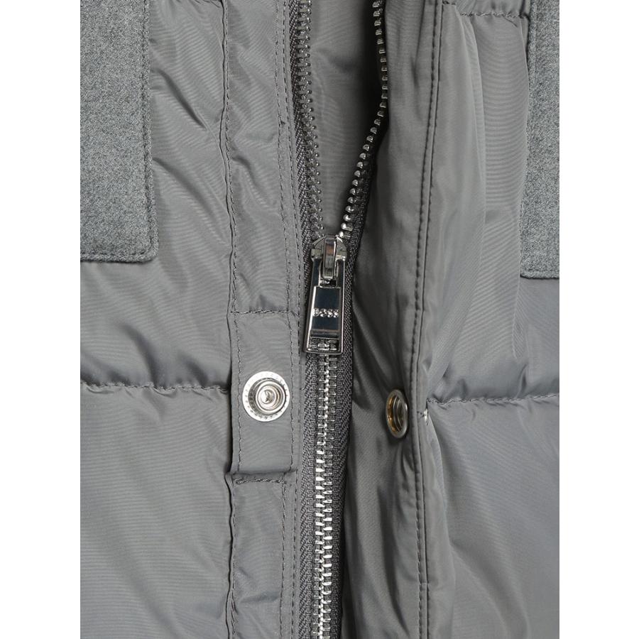 HUGO BOSS（ヒューゴ・ボス） フード着脱 異素材切替 フラップ付き胸