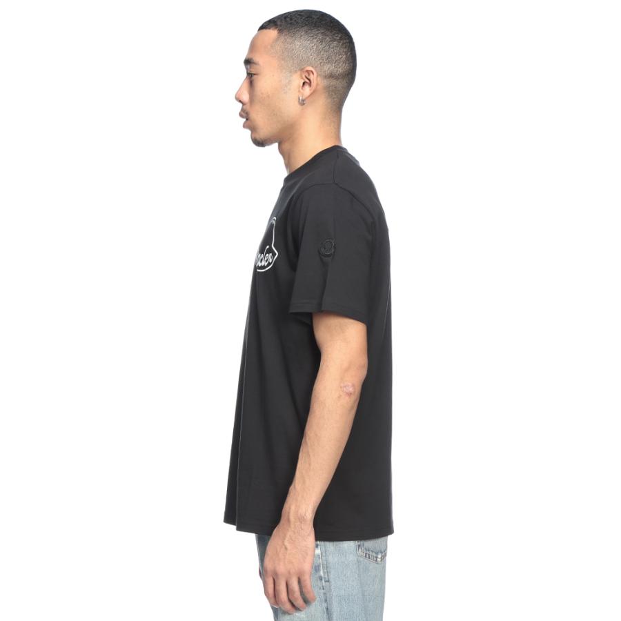 MONCLER エンボスロゴ Tシャツ MONCLER (モンクレール) 胸エンボスアウトラインロゴ 半袖Tシャツ