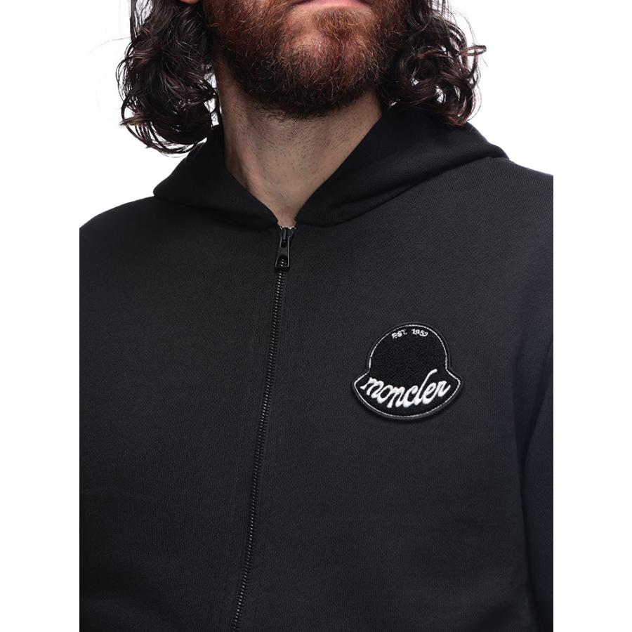 MONCLER（モンクレール） エンボスロゴパッチ フルジップ パーカー