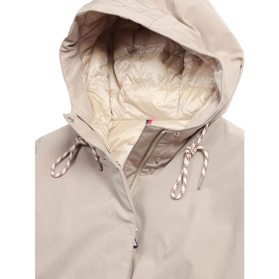 MONCLER（モンクレール） レディース ダウンジャケット ロゴ