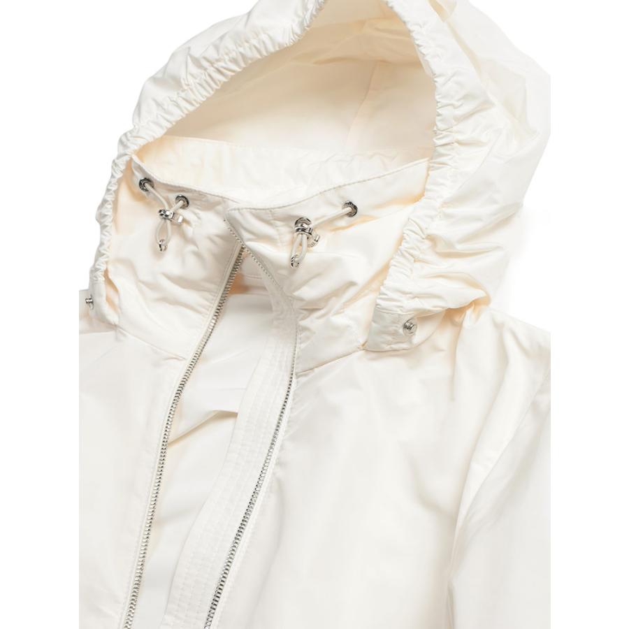 MONCLER（モンクレール） レディース ジャケット ロゴ フード収納