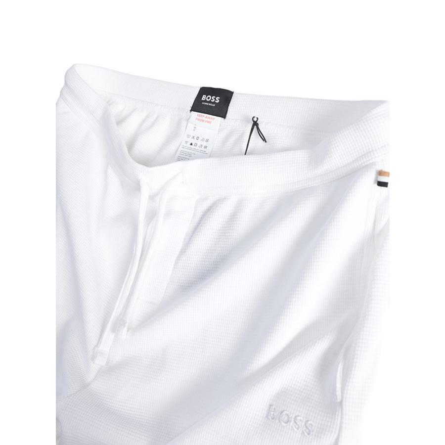 HUGO BOSS（ヒューゴ・ボス） メンズ ショートパンツ ワンポイント