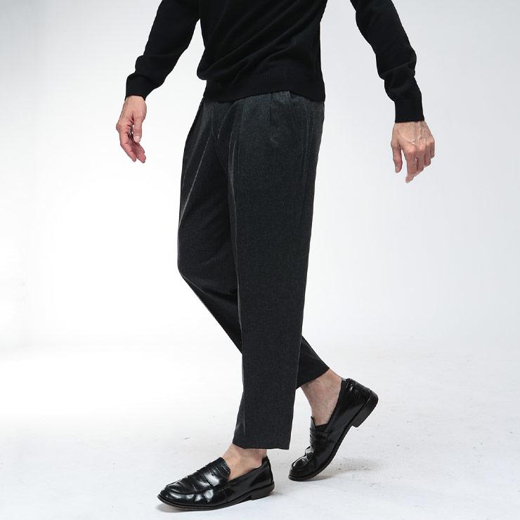 20 未使用　ブリリア　BRIGLIA スラックス　ブラック　カシミア　46 ブリリア パンツ ボトムス BRIGLIA ウールカシミヤ ツータック ワイド