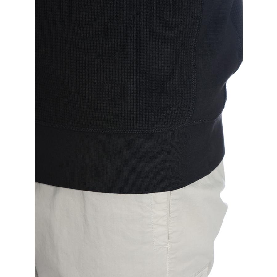 ストーンアイランド メンズ トレーナー 長袖 STONE ISLAND 袖ロゴ ワッフル クルーネック トレーナー SI6100056S0044 ブランド トップス ブラックの画像