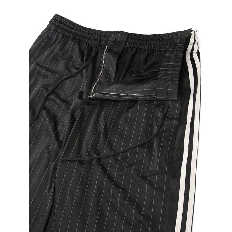 ワイスリー Y-3 メンズ トラックパンツ ストライプ サイド釦スリット ジャージ BASKETBALL Y3KQ9716 ブランド ボトムス パンツ スポーツの画像
