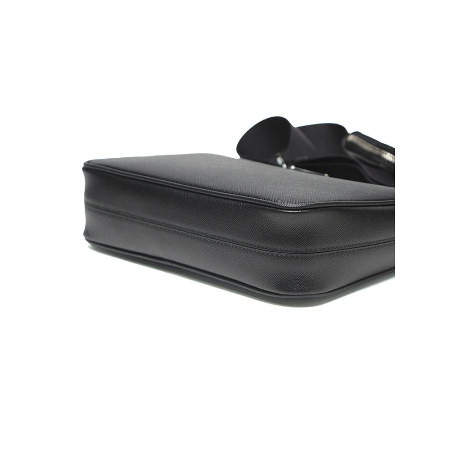 PRADA（プラダ） PRADA Re-Nylon サフィアーノレザー ショルダーバッグ