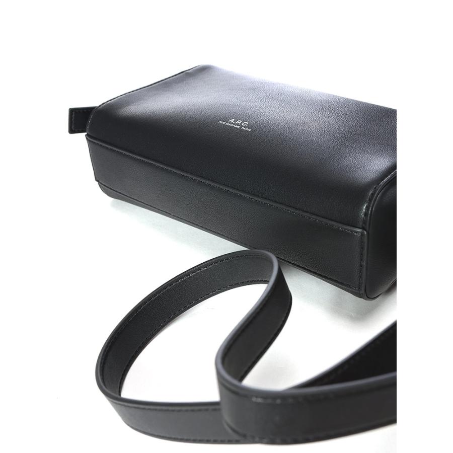 A.P.C.（アーペーセー） A.P.C 合成皮革 ショルダーバッグ カメラ