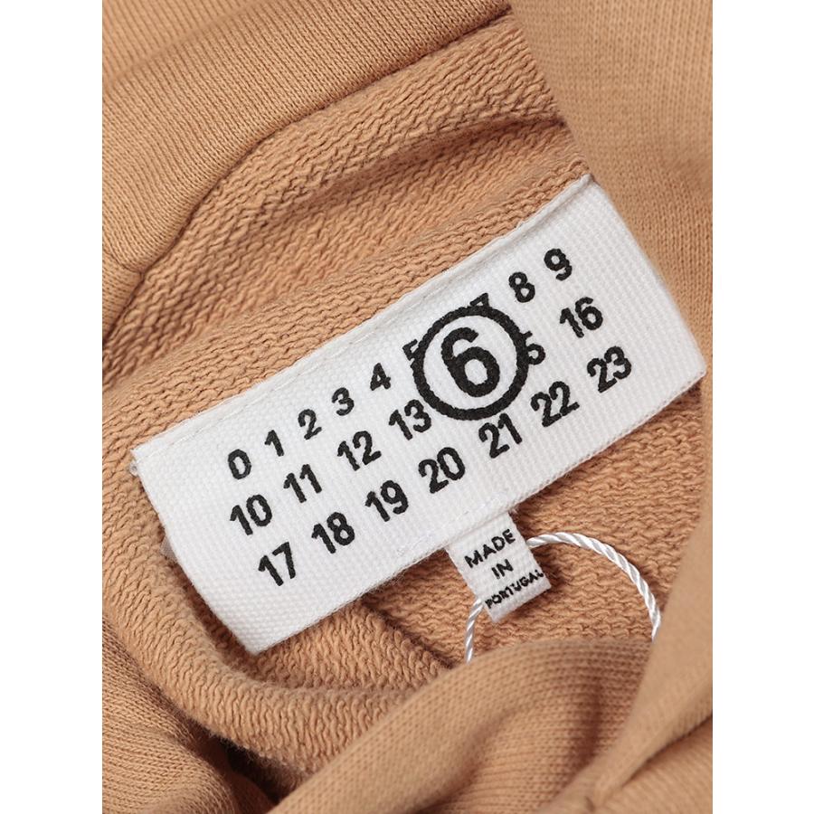 エムエムシックス メゾン マルジェラ メンズ  MM6 Maison Margiela ナンバリング プルオーバー パーカー MM6GU0035M25025の画像