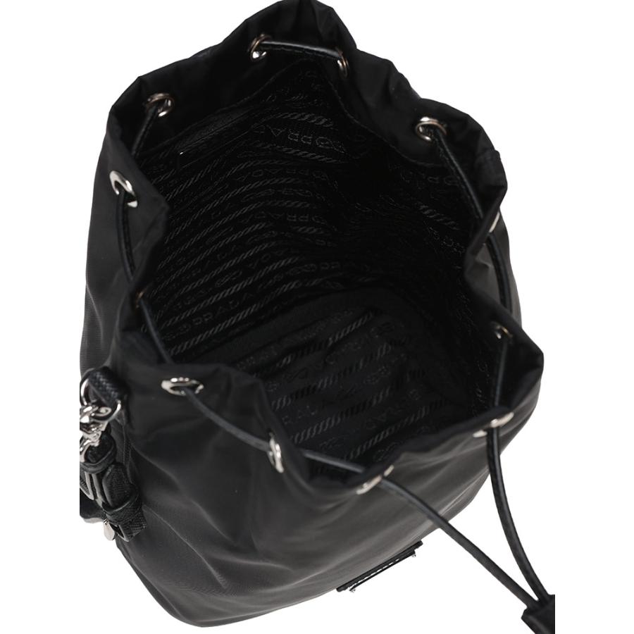PRADA（プラダ） PRADA Re-Nylon トライアングルロゴ ポーチ