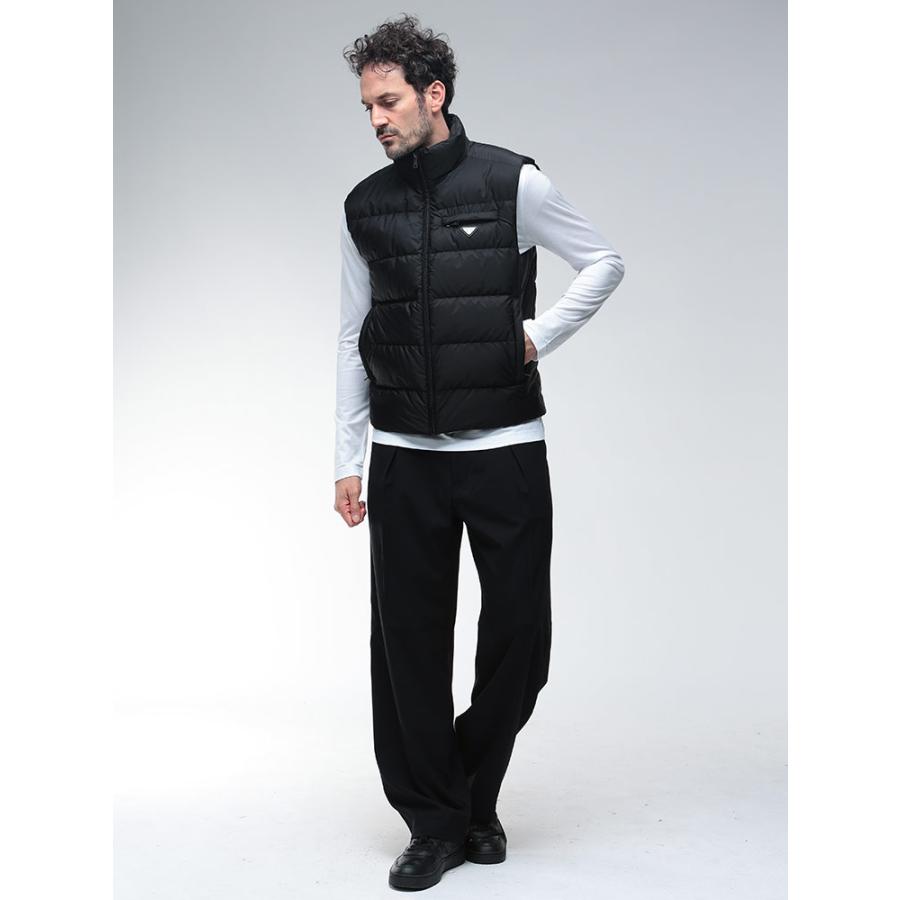 PRADA（プラダ） ダウンベスト アウター ロゴ スタンド フルジップ