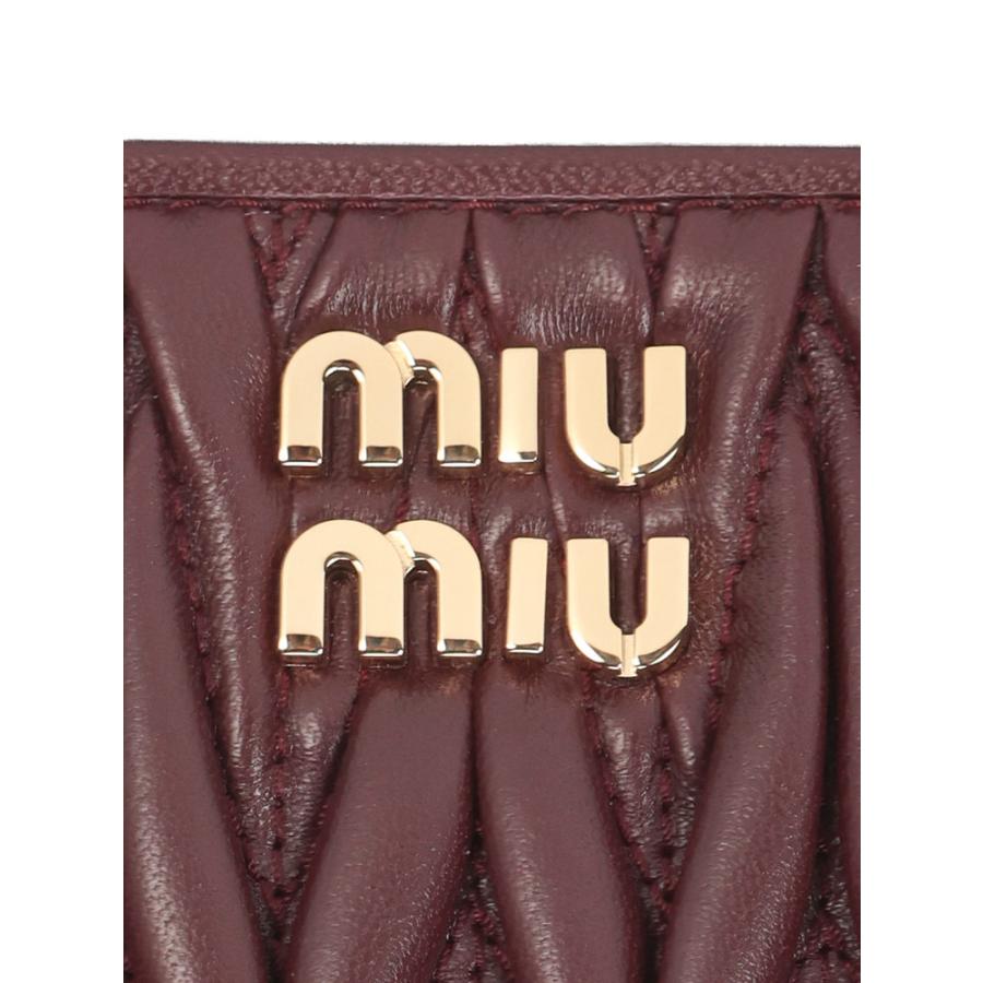 MIU MIU スモールマテラッセナッパレーザー財布 miu miu（ミュウミュウ） 財布 二つ折り財布 スモール ナッパ