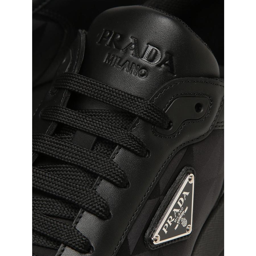 PRADA（プラダ） スニーカーメンズ ロゴ トライアングルロゴ プレート