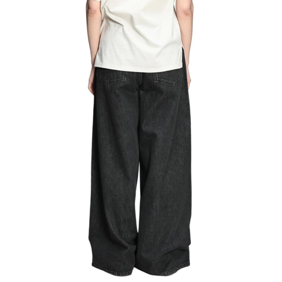 MAXMARA WEEKEND LINE（マックスマーラウィークエンドライン