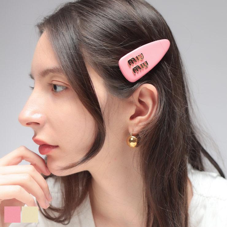 miumiu ヘアピン ヘアクリップ パテントレザー ホワイト ミュウミュウ