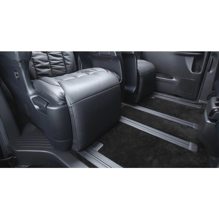 Clazzio車種別専用 リア用平面マット ラバータイプ ミツビシ デリカｄ５ R1 19