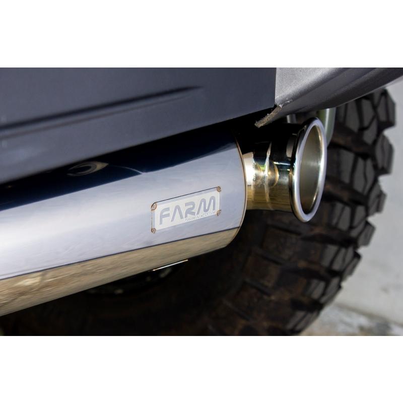 モーターファーム FARMエキゾーストシステム STREET LEGALIZE / JB64 SUZUKI ジムニー ＪＢ64 品番FESSL 純正バンパー取付可能