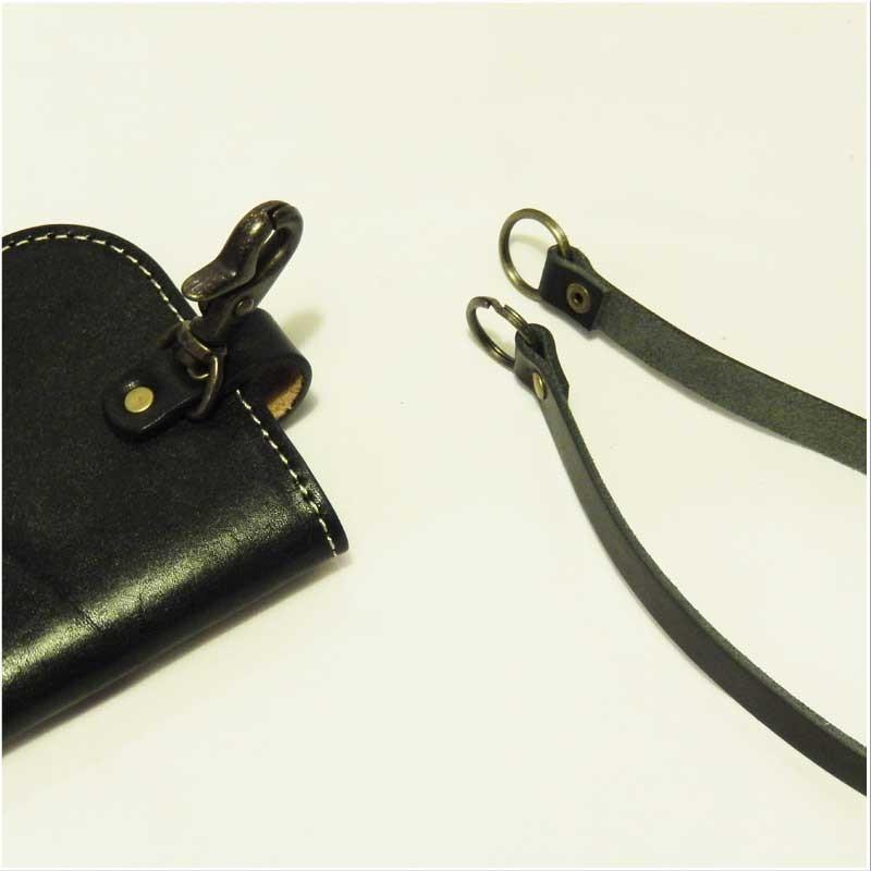 ワンオンワン ショルダーレザーユーティリティーポーチ |  | 04