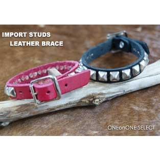 ブレスレット バングル 革小物ピラミッドスタッズレザーブレス | 