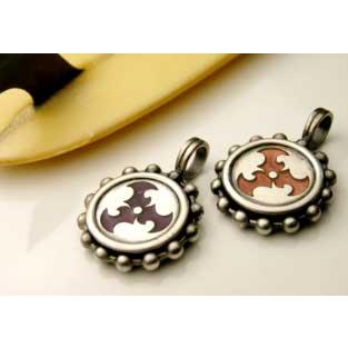 ビコピューターエポキシ加工ペンダントトップbpa-090 |  | 01