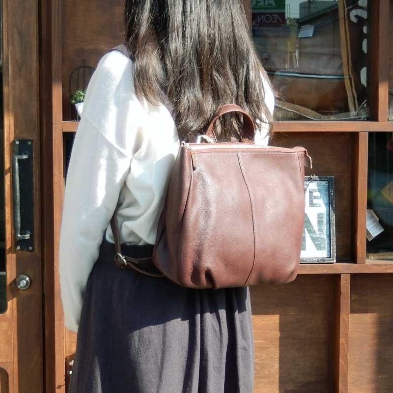 リュックサック バックパック デイパック トートバッグ フェス カウレザー横型リュック 47987 sarai | 