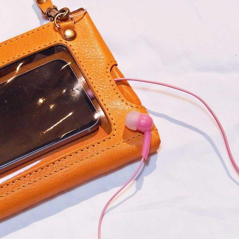 リアン ヴォーノモバイルマルチショルダー スマホケース 牛革 日本製 お財布ポシェット ウォレットショルダー スマホ収納 |  | 05