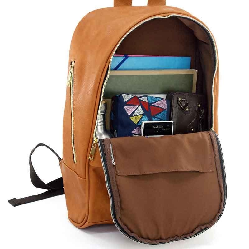 カジュアルセレクションカジュアルセレクション FAKE LEATHERRUCKSACK |  | 01