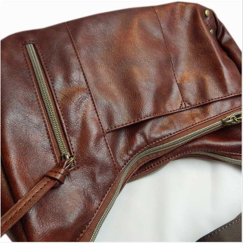 レガートラルゴ 斜めがけバナナ型 ショルダーバッグ |  | 03