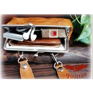 ポーチ 革 ４色展開 クイッター キップワックス革ウエストがまぐちポーチ日本製 |  | 01