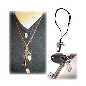 ネックレス 革 クイッター クイッタ―アンティーク調KEY×タグヴィンテージ加工レザーネック日本製 |  | 01