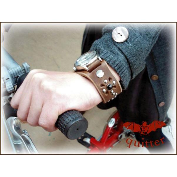 レザー腕時計 クイッター クイッタ― フラワースタッズウォッチ日本製 腕時計 通販 |  | 02