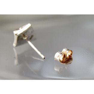 シルバークロスシールドピアス ※こちらはシングルピアスです |  | 02