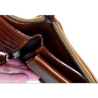 レザーウオレット 革財布 二つ折りワンオンワンオリジナルコモドドラゴン二つ折り財布 |  | 01