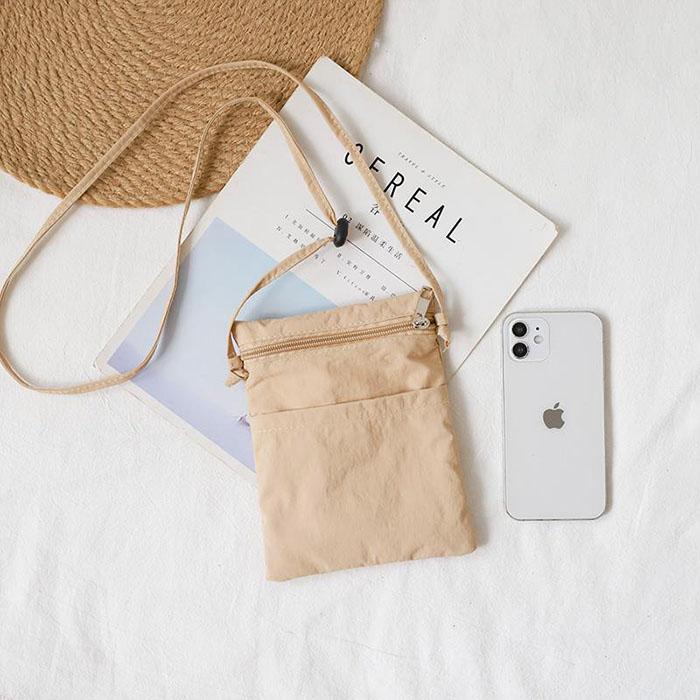 サコッシュ レディース ミニ ショルダーバッグ 斜めがけ 縦型 肩掛け