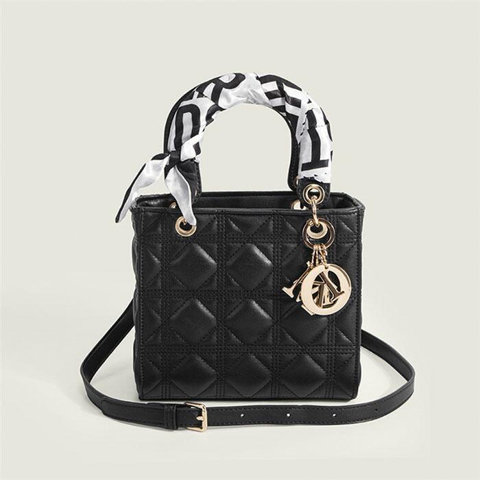 ハンドバッグ 小さめ かわいい レディース 黒 白 2way入学式入園式 卒業式 ミニトートバッグ |  | 01