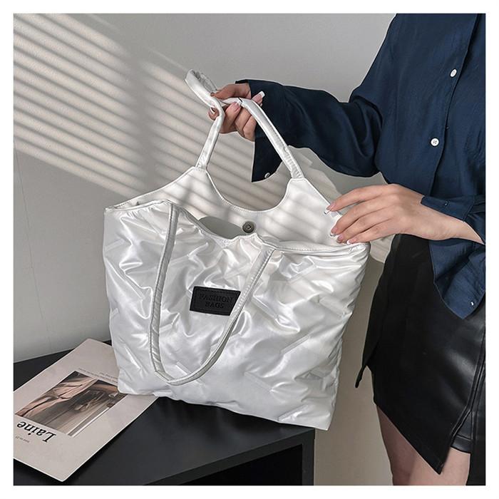 キルティングバッグ トートバッグ レディース 大容量 バッグ 肩掛けバッグ ハンドバッグキルティング軽量 中綿 バッグ |  | 04