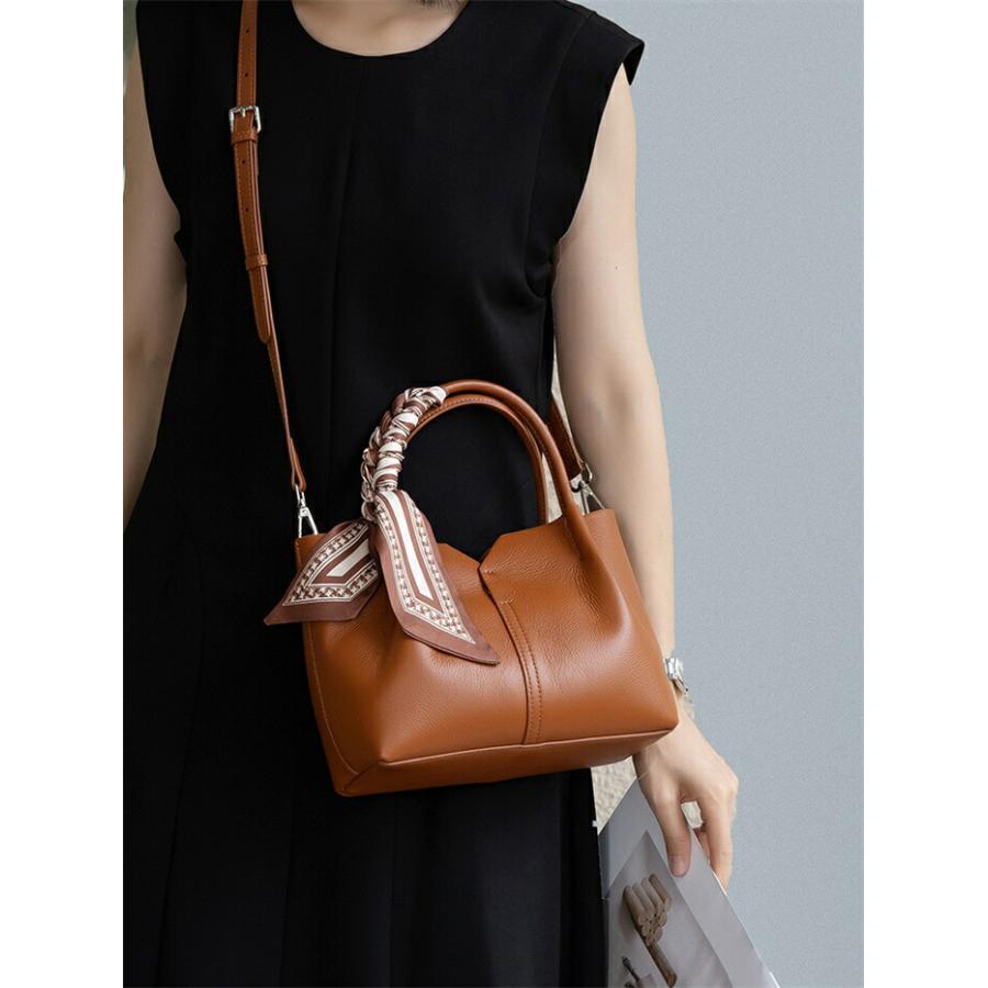 本革 ハンドバッグ 2way ミニ ショルダーバッグ レディース 小さめバケツバッグ手提げバッグ フォーマル セレモニー |  | 02