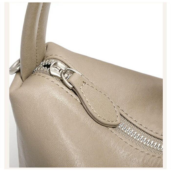 ハンドバッグ 本革 小さめ ショルダーバッグ レディース ミニバッグ 2wayミニハンドバッグ手提げバッグ 軽い 量軽 |  | 06