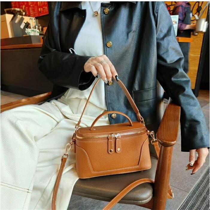 本革 ショルダーバッグ レディース バニティバッグ 本革 ハンドバッグ 本革バッグレザー 通勤バッグ 大容量 |  | 13