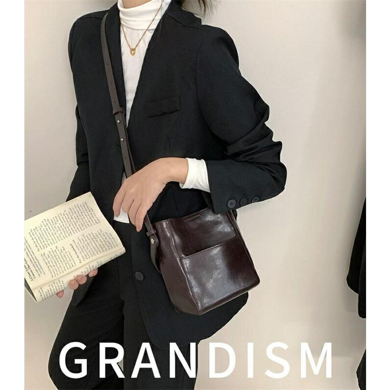 バケツ型バッグ 本革 レディース 小さめ ミニ ショルダーバッグ ミニ