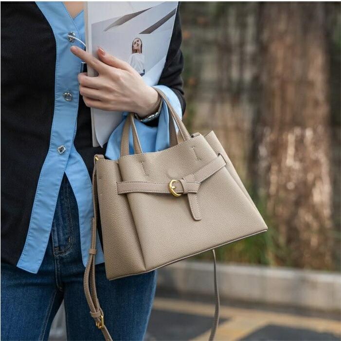 トートバッグ 本革 ハンドバッグ レディース セレモニーバッグ 通勤バッグ フォーマルレザーバッグ2way ショルダーバッグ お仕事バッグ |  | 03