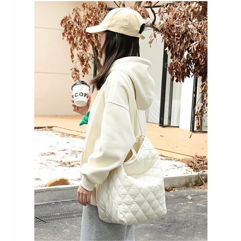 キルティング トートバッグ 大きめ 大容量 トートバッグ レディース キルティングバッグ大容量バッグ バケツ型 トートバッグ |  | 04