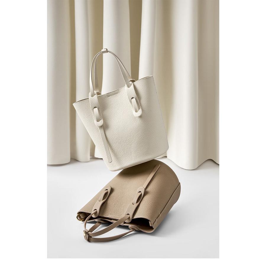 ショルダーバッグ 本革 斜め掛け 軽量 2way ハンドバッグ レディースバッグセレモニーバッグ 通勤 キューブ |  | 01