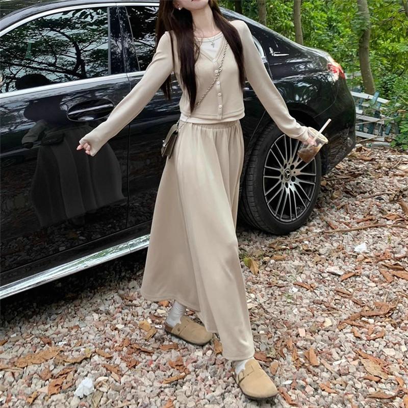 ジャージおしゃれ上下上下セットレディーススカートカジュアルプルーン2点セット重ね着レイヤードセットアップ女の子セットスウェット |  | 03