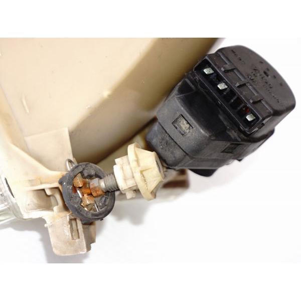 プジョー106 XSi用 純正 ヘッドライトASSY 右側 Valeo』【2172-76670