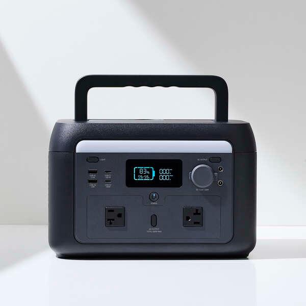 ポータブル電源 容量:512Wh AC・USB出力対応 電源のない場所でも家電製品の使用やデバイスの充電などを可能: DE-PS500PBKの画像