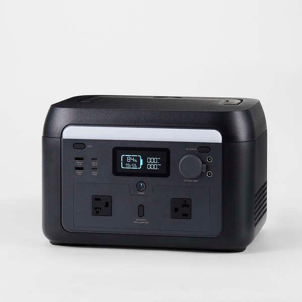 ポータブル電源 容量:512Wh AC・USB出力対応 電源のない場所でも家電製品の使用やデバイスの充電などを可能: DE-PS500PBKの画像