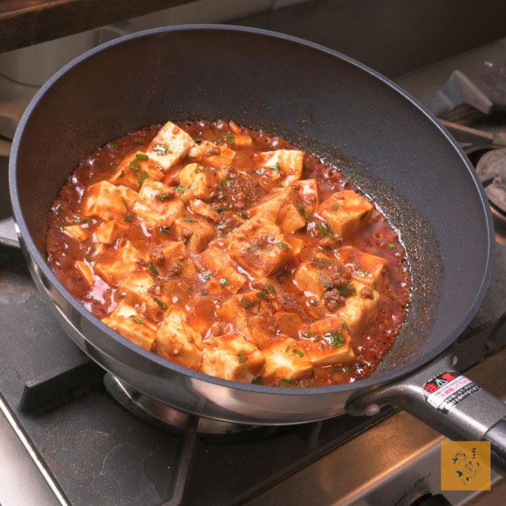 フライパン 24cm 深め 深型 蓋付き まるっとパン軽業 テフロン加工 日本製 ガス火 IH対応 |  | 06