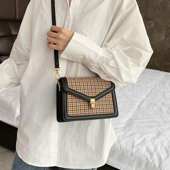 レトロデザインスクエアショルダーバッグ Ys 大人の韓国ファッション Loveberry 通販 Yahoo ショッピング