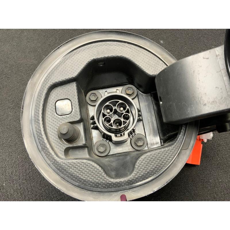 TY172 ZVW35 プリウス PHV S バッテリー チャージャー コネクター