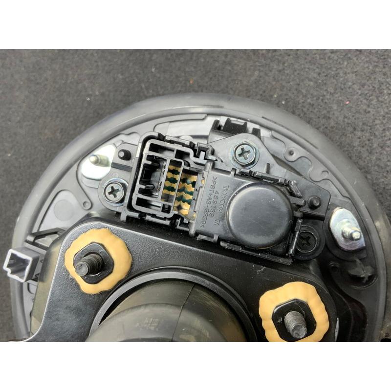TY172 ZVW35 プリウス PHV S バッテリー チャージャー コネクター